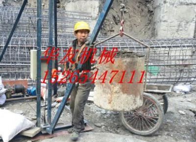 點擊查看詳細信息<br>標題：華友機械建筑 挖樁 打井用小吊機 閱讀次數(shù)：6738