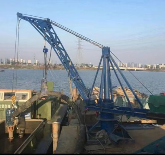 點擊查看詳細信息<br>標題：裝車卸貨 車間碼頭 魚塘吊機 閱讀次數(shù)：1955