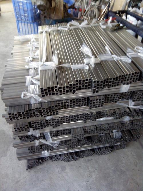 304拉丝方形制品管 佛山厂家不锈钢管加工 大量库存不锈钢管批发